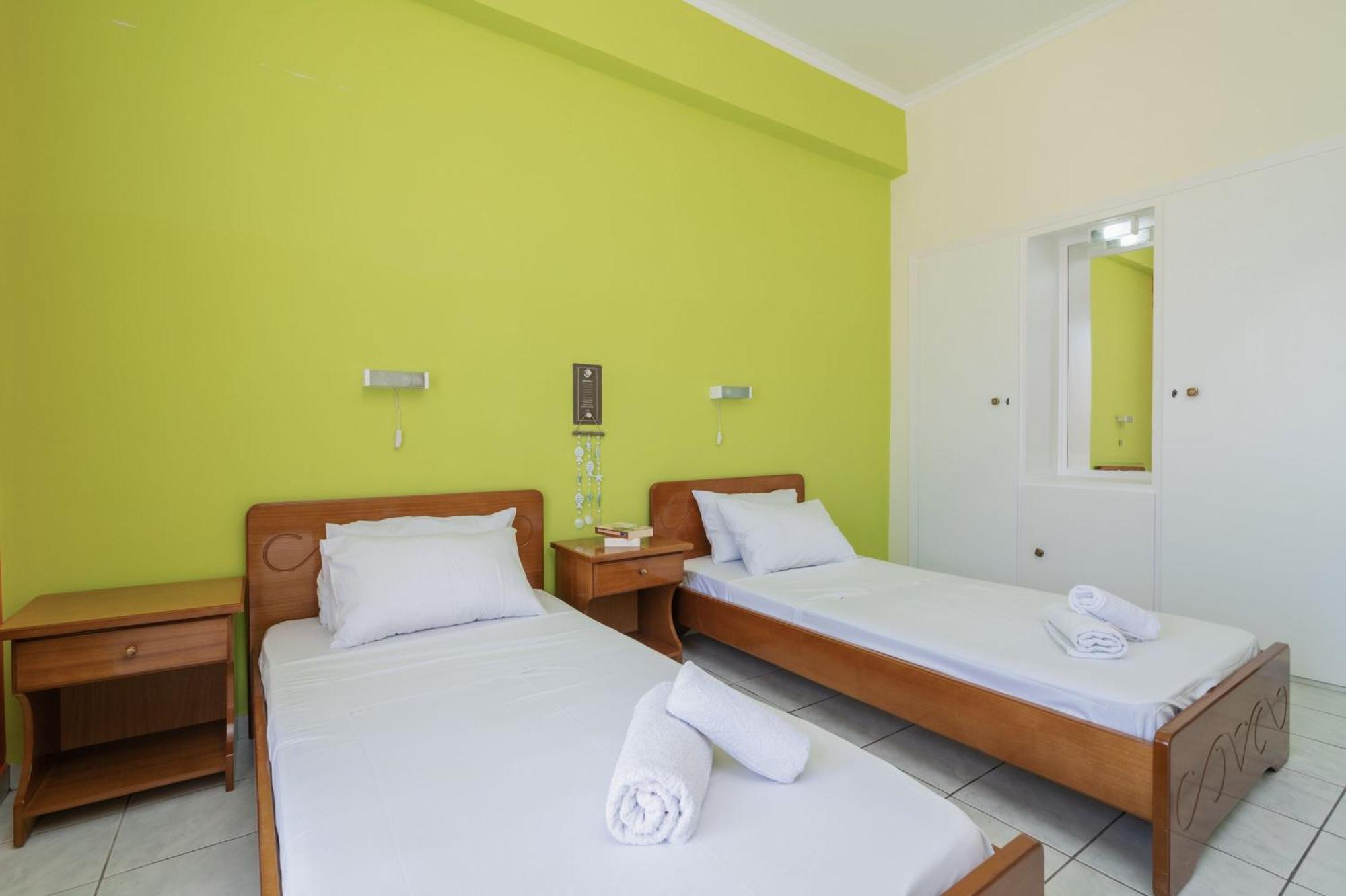 Sunbliss Studios & Apartments Alykes  Cameră foto